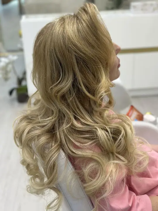 Highlights — Full Head — INSIDE Beauty Salon, Jumeirah