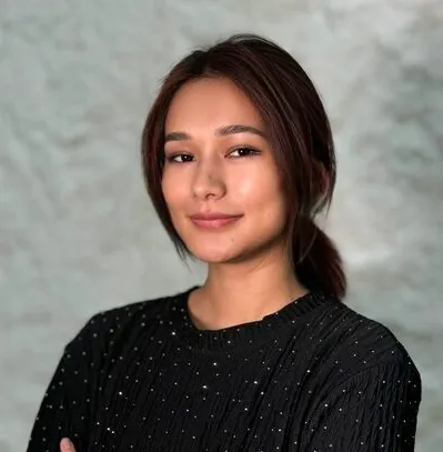Pugja, Versatile Specialist at INSIDE Beauty Salon